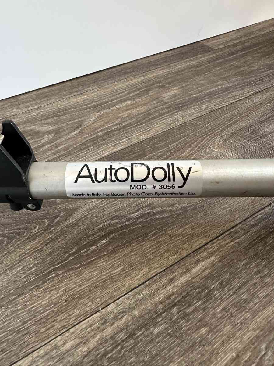 Manfrotto Bogen 3035 Geared Center Tripod and auto dolly - Charlotte, North Carolina - FleaMarketBay