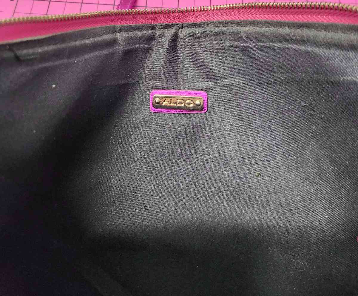 ALDO Pink Glittered Gold Top Zipper Wristlet with Strap - Kenner, Louisiana - FleaMarketBay