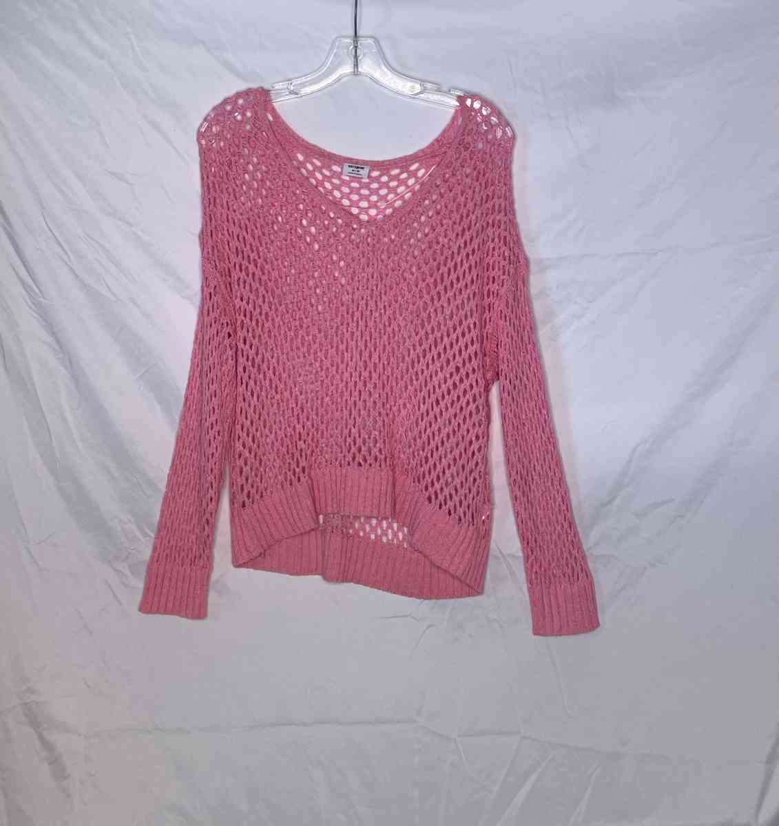 pink sweater - Spanish Fork, Utah - FleaMarketBay