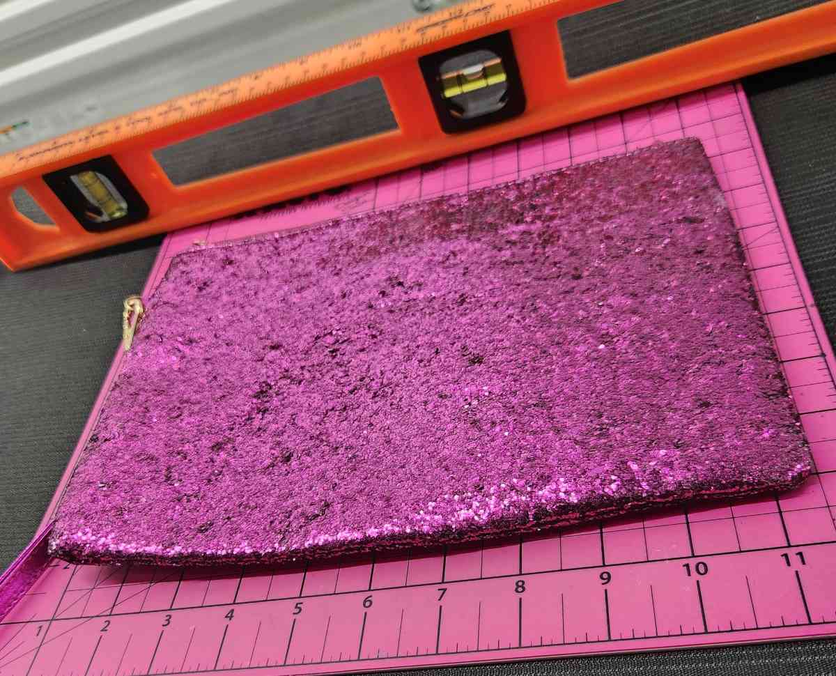 ALDO Pink Glittered Gold Top Zipper Wristlet with Strap - Kenner, Louisiana