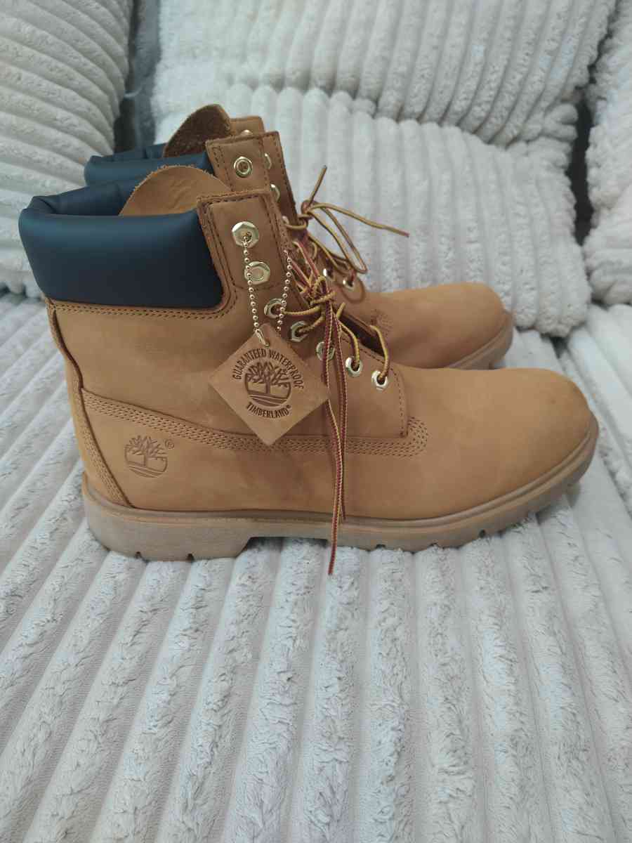 Used Timberland Boots mens size 11