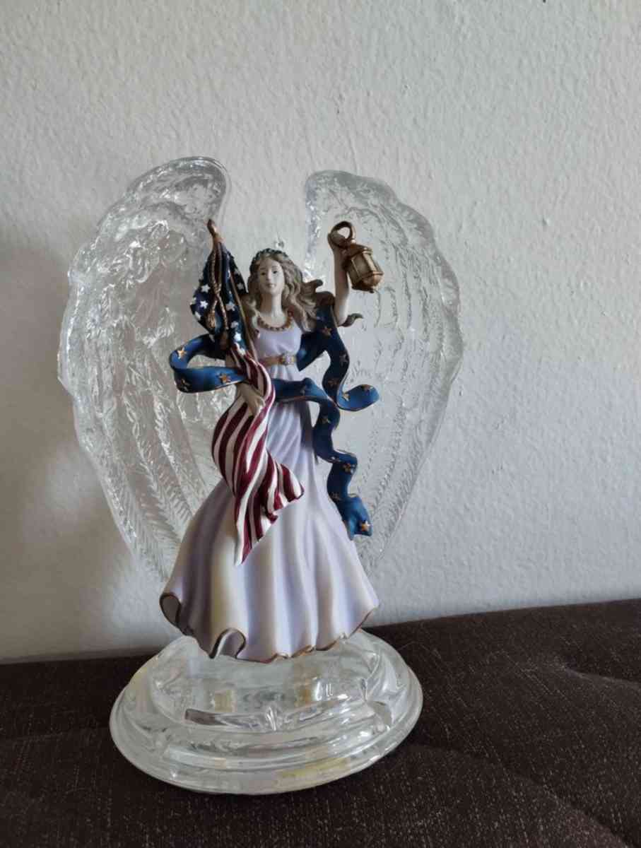 Bradford Exchange Angels - Fulton, New York - FleaMarketBay