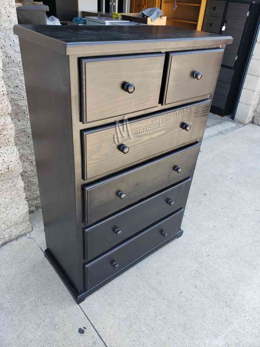 Black Bedroom Dresser - Garden Grove, California - FleaMarketBay