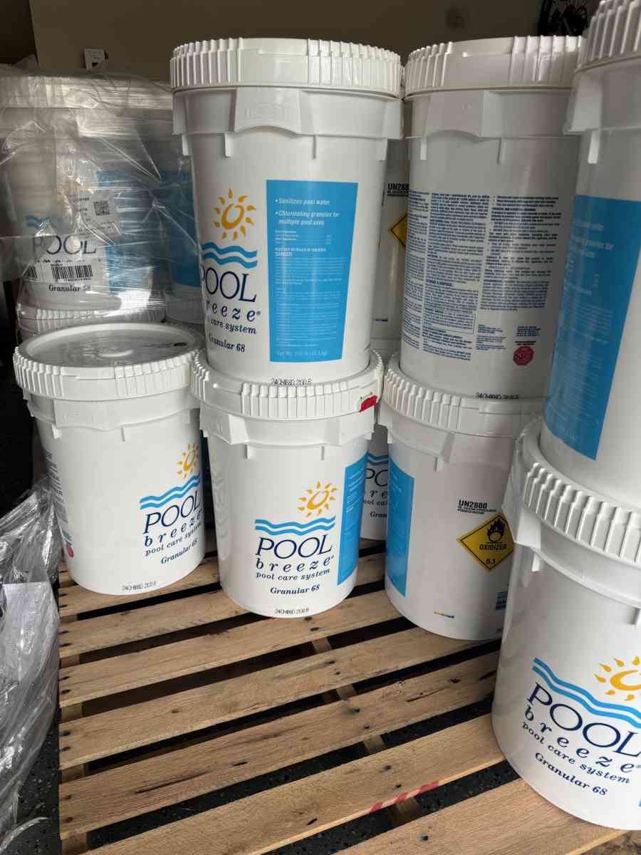 100lb Pool Breeze Granular 68Cal Hypo - Irving, Texas