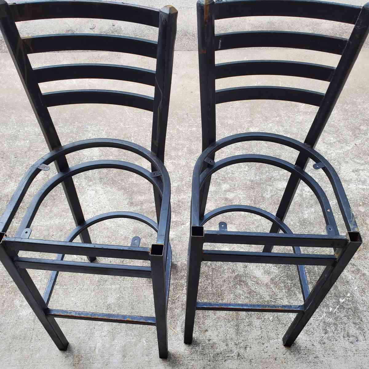 3 Bar Height Metal Chairs  No Seat Cushions  RRR Furniture - Rock Island, Tennessee