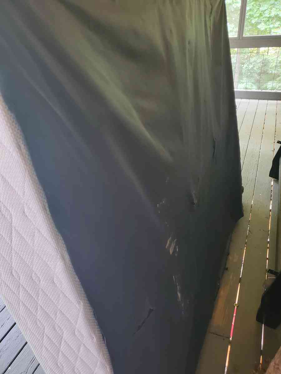 Box Springs  Queen Size  RRR Furniture - Rock Island, Tennessee - FleaMarketBay