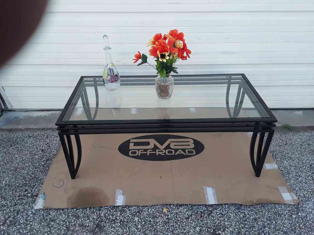 Nice Black All Steel Coffee Table Glass Top 48 X 24 X 18 - Williamstown, New Jersey - FleaMarketBay