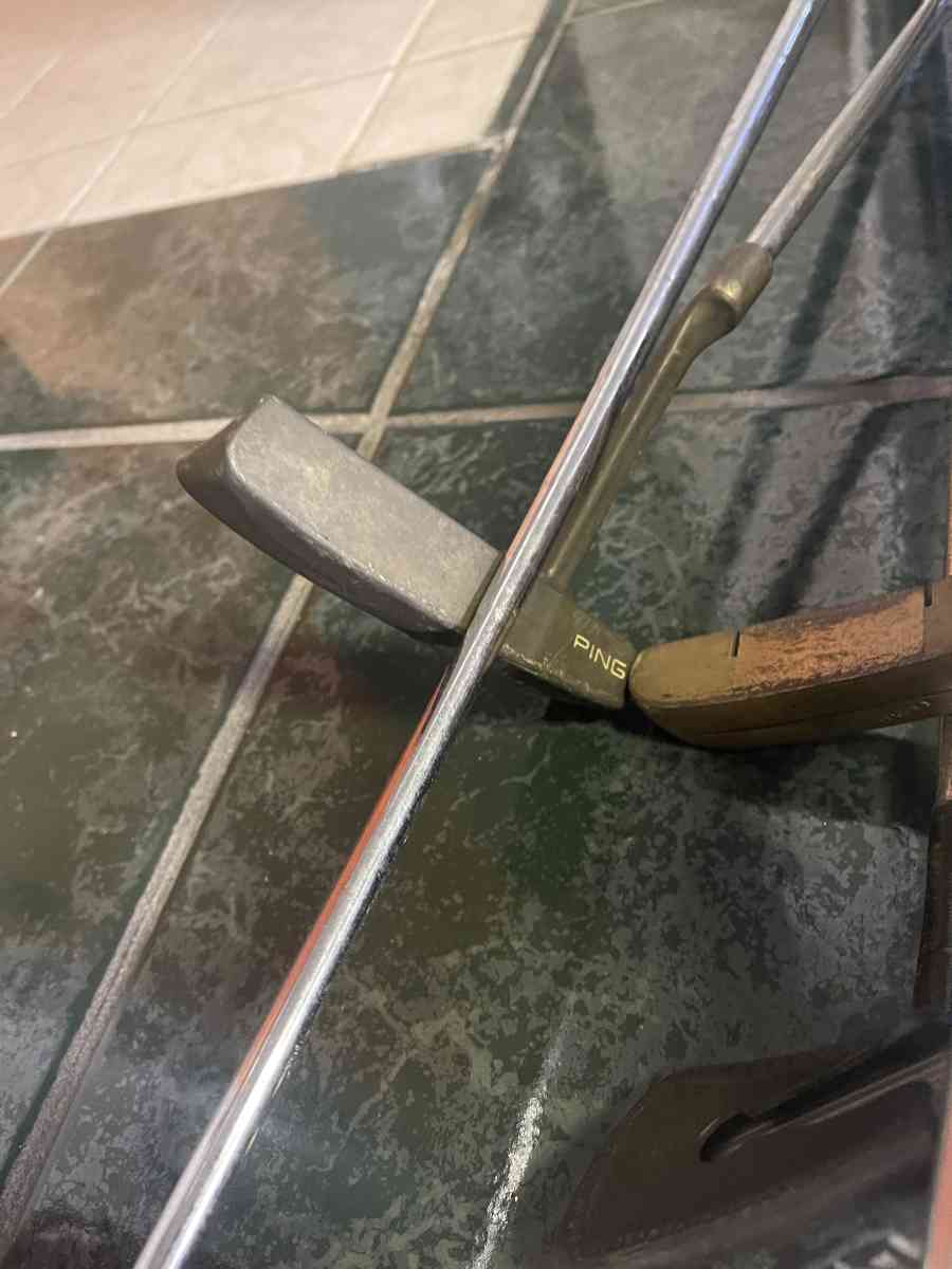 huge lot of golf clubs - Lyndhurst, New Jersey - FleaMarketBay