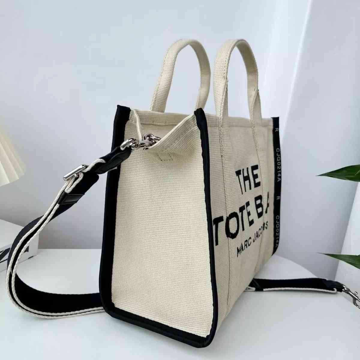 Marc Jacobs The Jacquard Tote Bag Crossbody - Atlanta, Georgia - FleaMarketBay