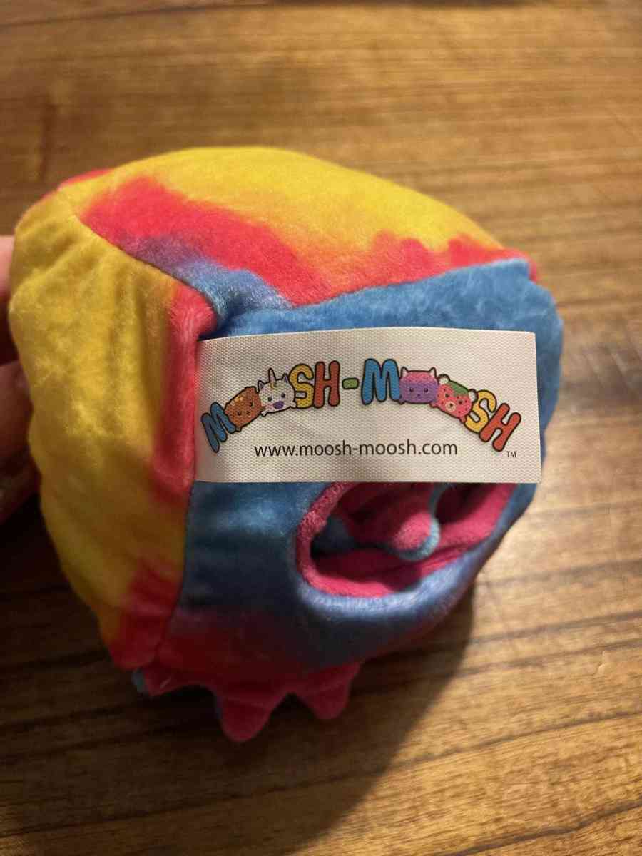 plush - Saint Petersburg, Florida - FleaMarketBay