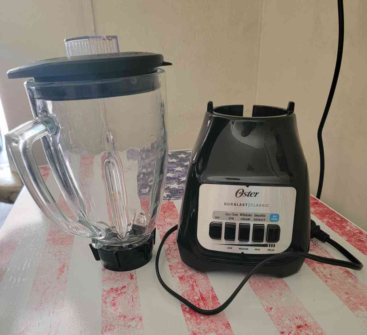 The Oster Classic Blender Duralast 5 Speed - Wayne, Michigan - FleaMarketBay