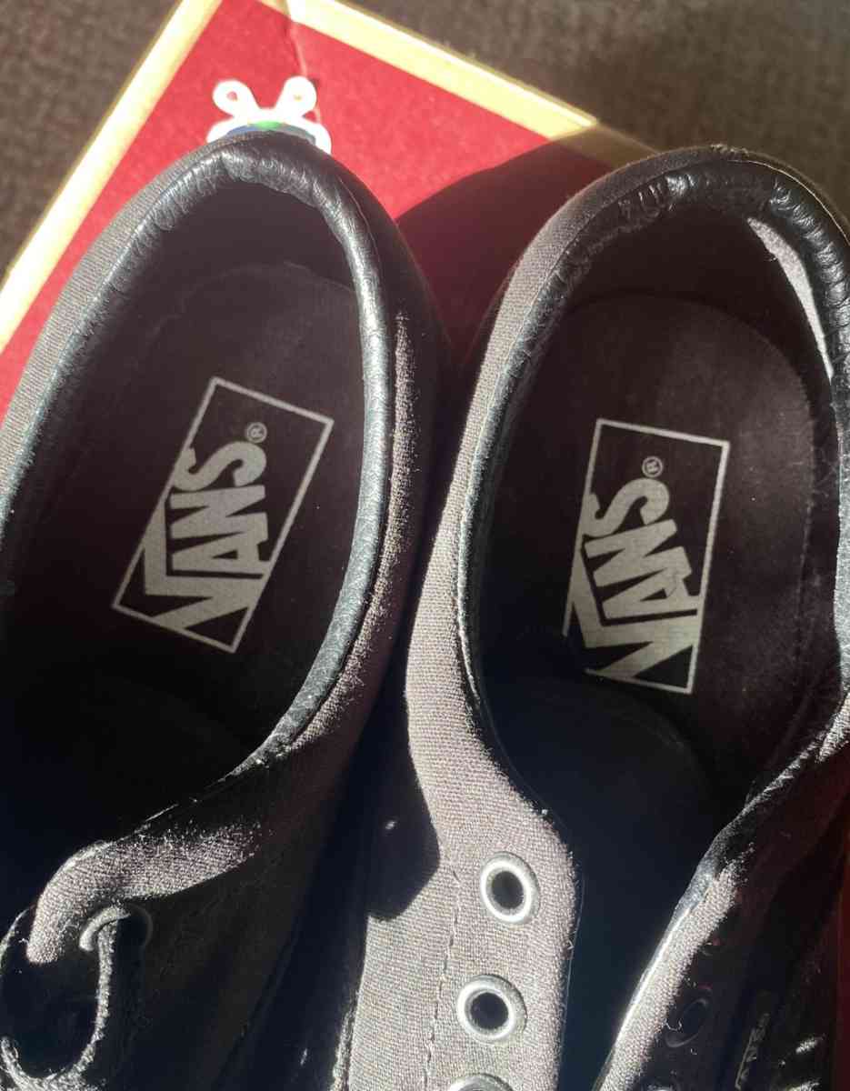 New Vans out of box Unisex size - Plainfield, Illinois - FleaMarketBay