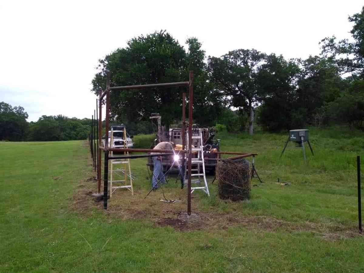 welder - Alicia, Arkansas - FleaMarketBay