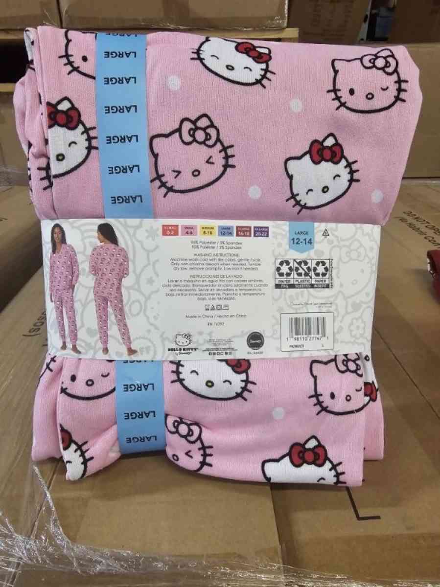 Hello Kitty Pijamas - Riverside, California - FleaMarketBay