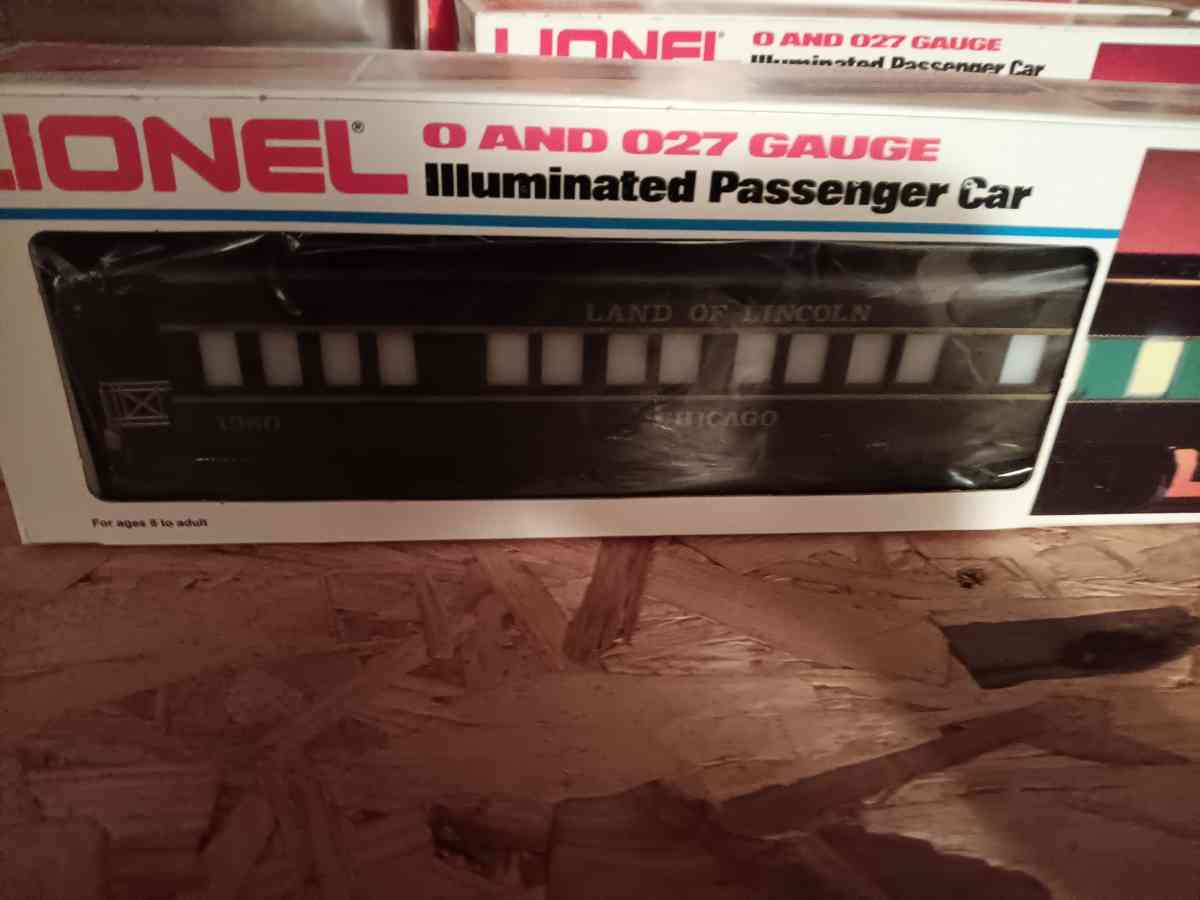 lonell - Rochester, New York - FleaMarketBay