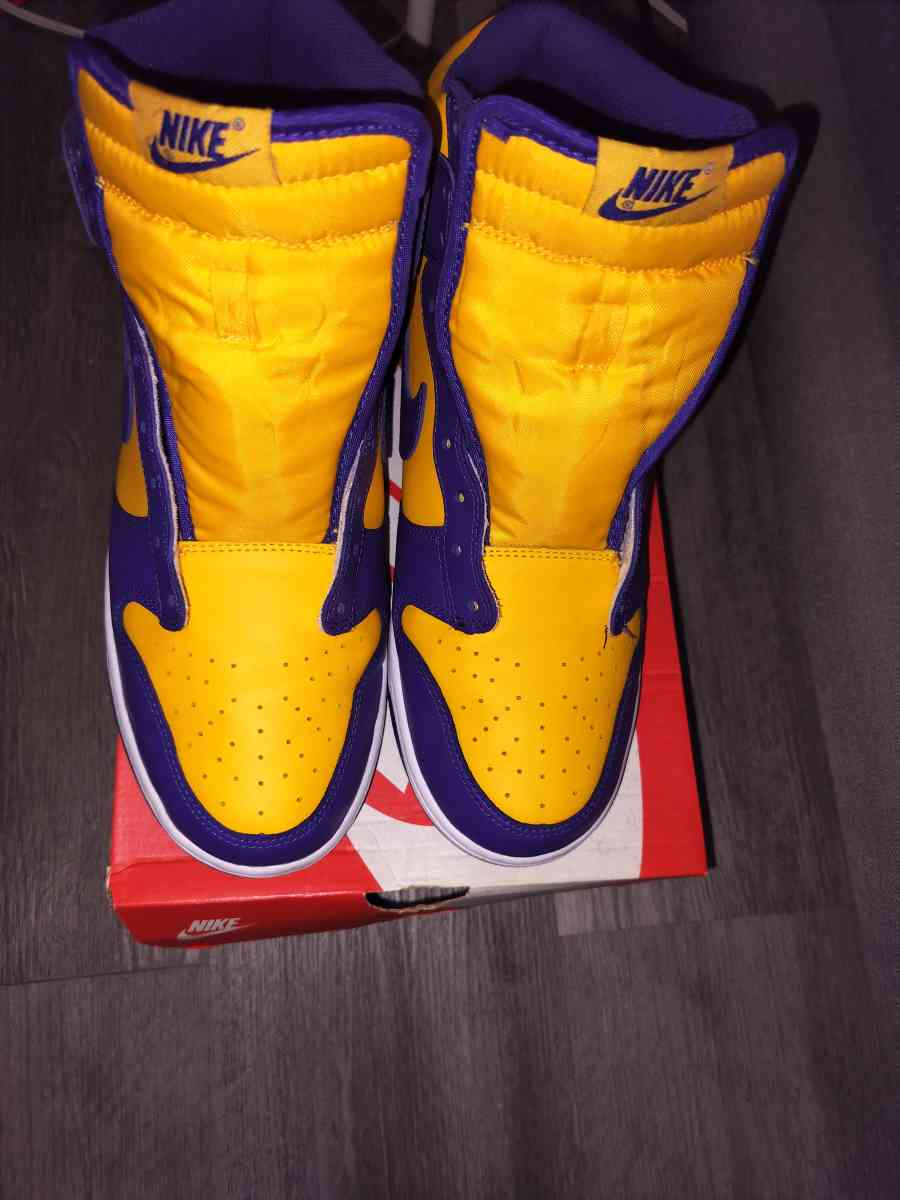 Nike Dunk High LAKERS - Jersey City, New Jersey - FleaMarketBay