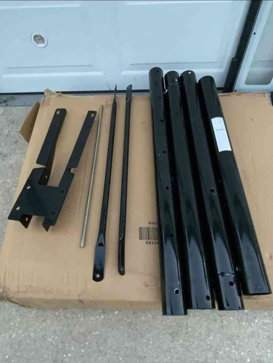 Spalding Portable Basketball Hoop - Homosassa, Florida - FleaMarketBay