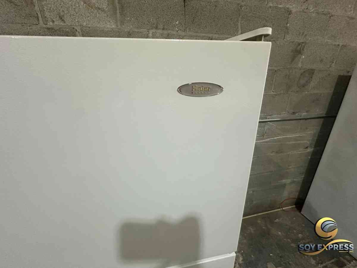 Haier refrigerator top and bottom 28W - Miami, Florida - FleaMarketBay