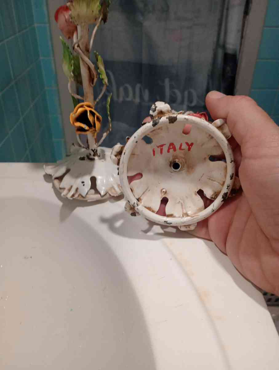 ANTIQUE metal candle holder - Spring Hill, Florida - FleaMarketBay