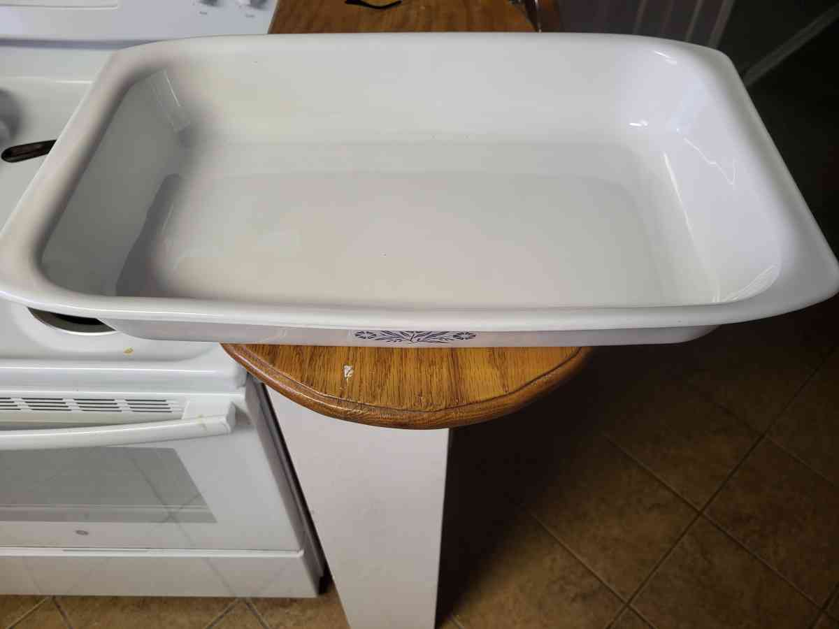 Antique Corningware Roasting Pan - Texarkana, Texas - FleaMarketBay