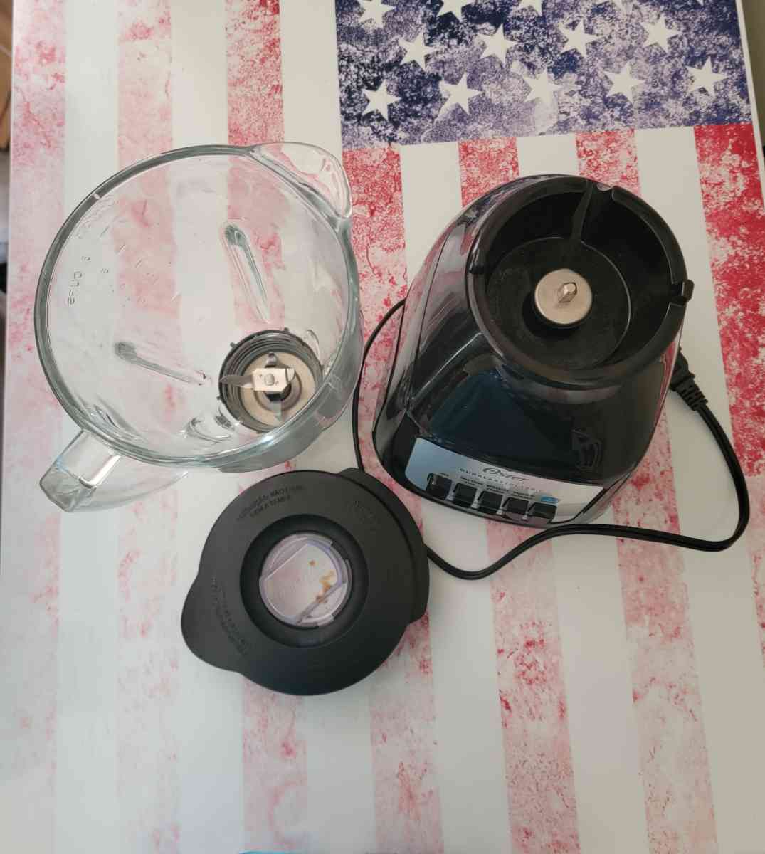 The Oster Classic Blender Duralast 5 Speed - Wayne, Michigan - FleaMarketBay