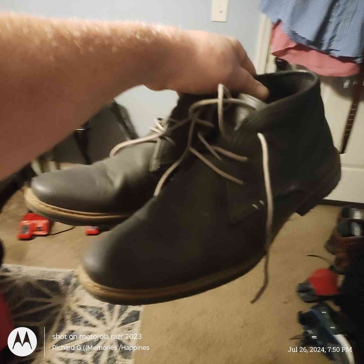 swade Varese - Chattanooga, Tennessee - FleaMarketBay