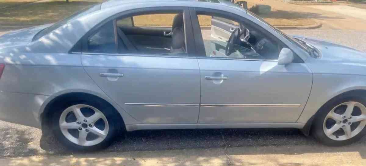 2008 Hyundai Sonata L 111000 MILES - Montgomery, Alabama - FleaMarketBay