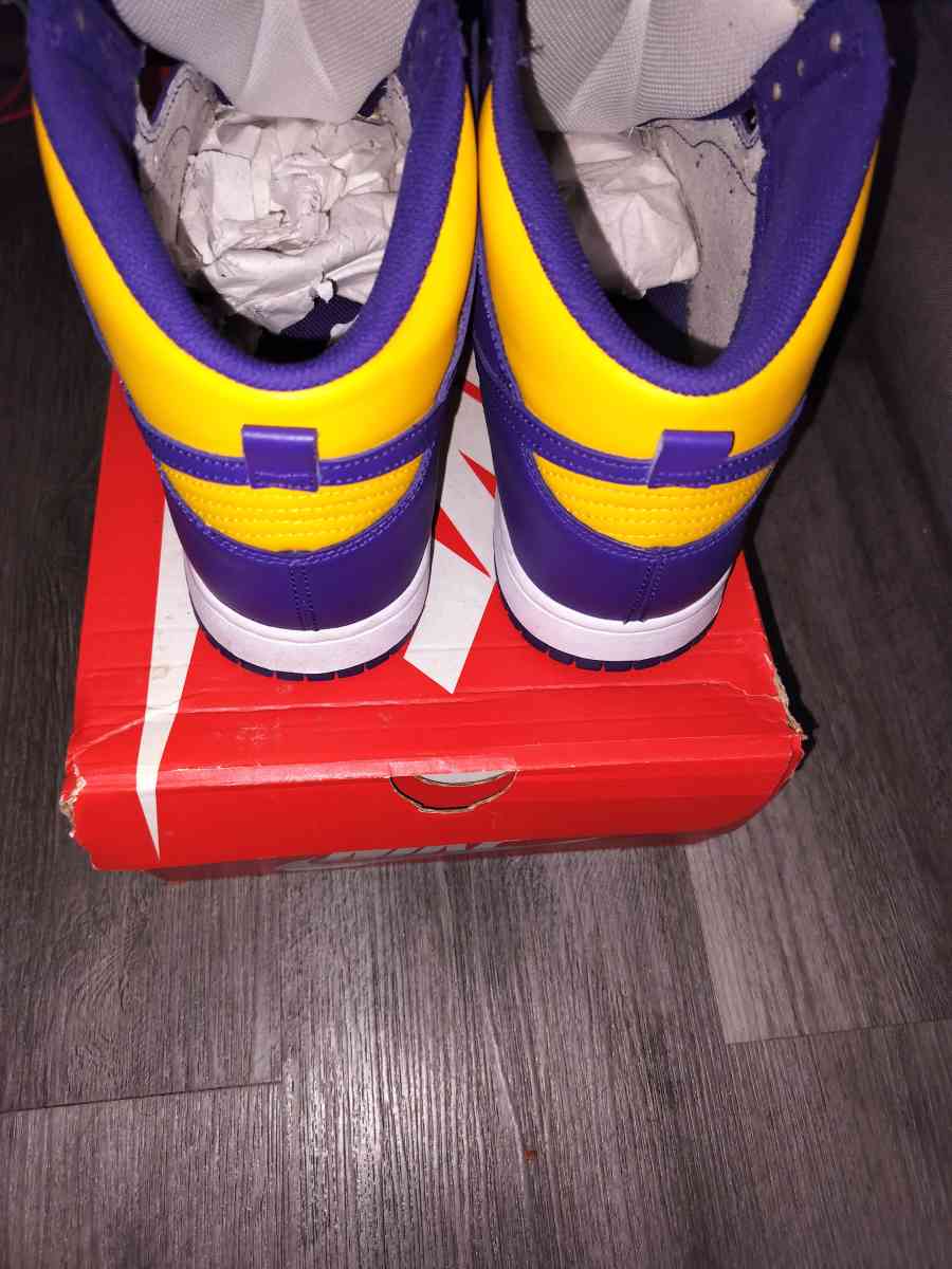 Nike Dunk High LAKERS - Jersey City, New Jersey - FleaMarketBay