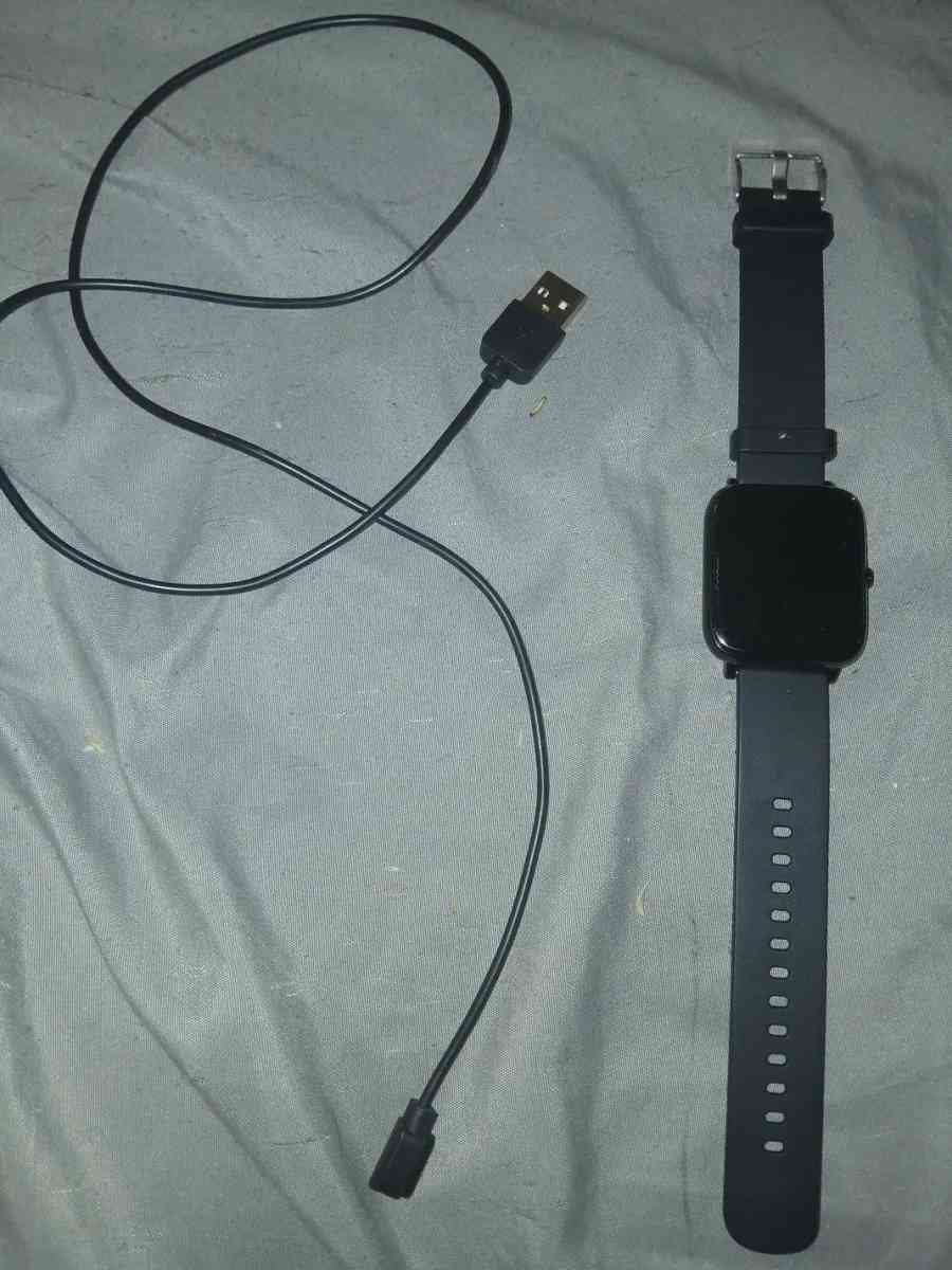 smartwatch - Springfield, Pennsylvania - FleaMarketBay