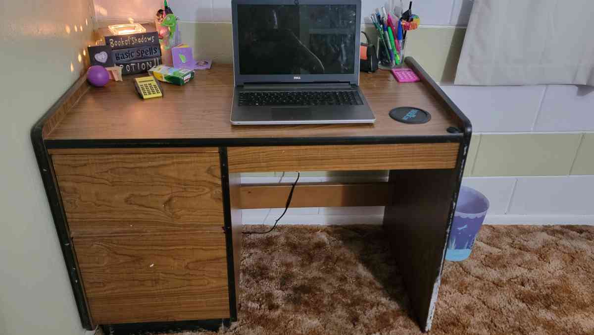 Desk For home office - Albuquerque, New Mexico - FleaMarketBay