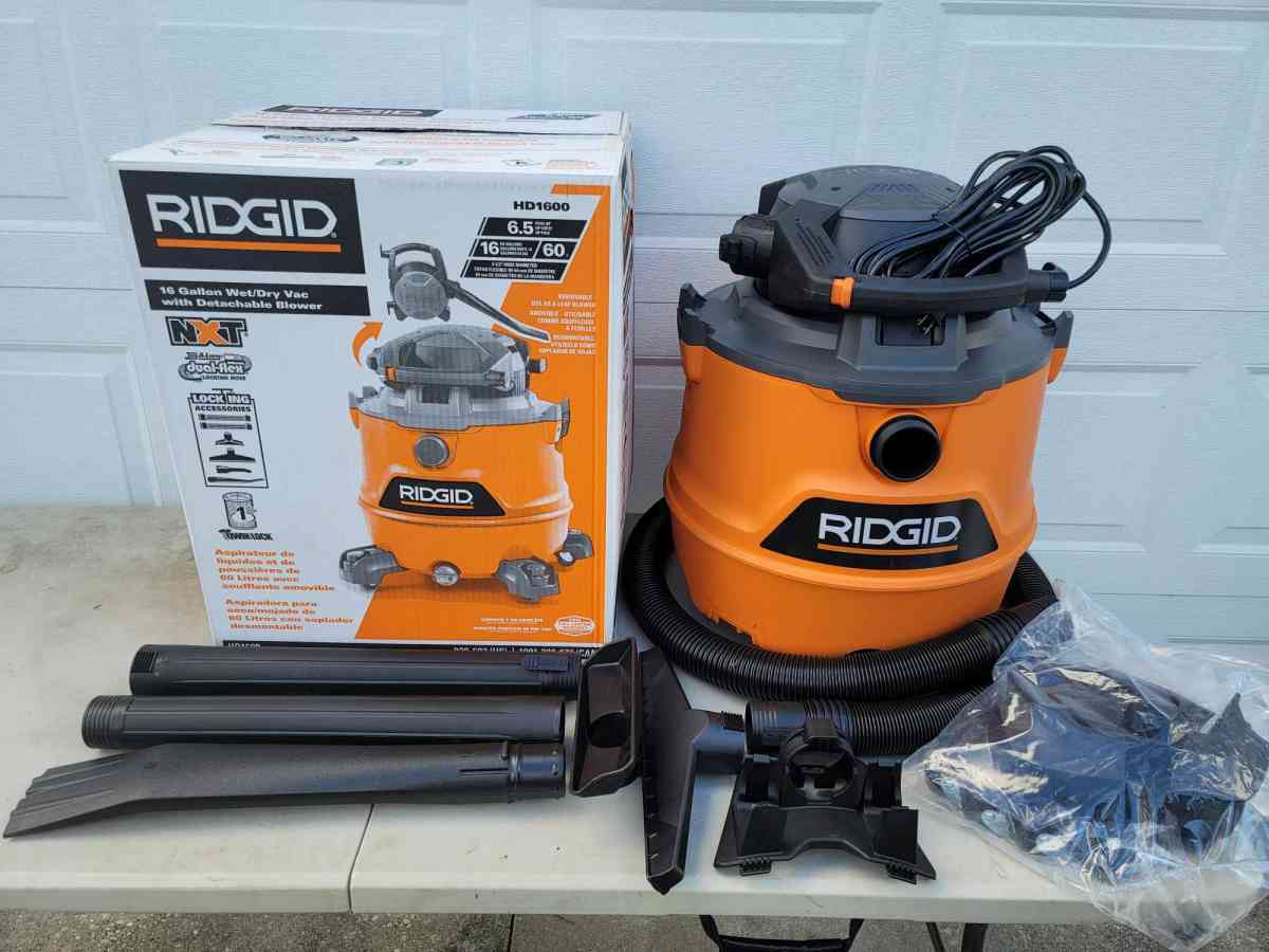 Ridgid 16 Gallon Wet Dry Vac with Detachable Blower - Homosassa, Florida - FleaMarketBay