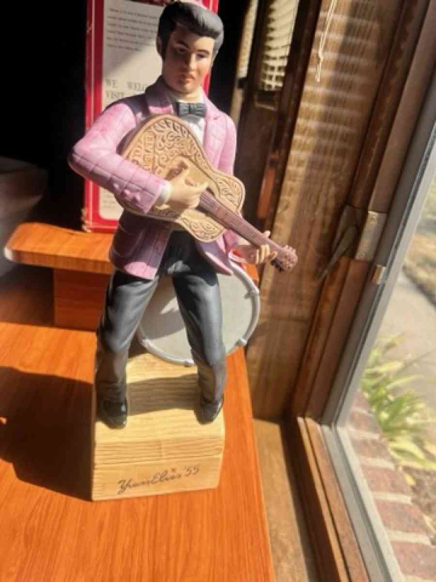 vintage mccormick decanter with music box oung elvis - Paola, Kansas