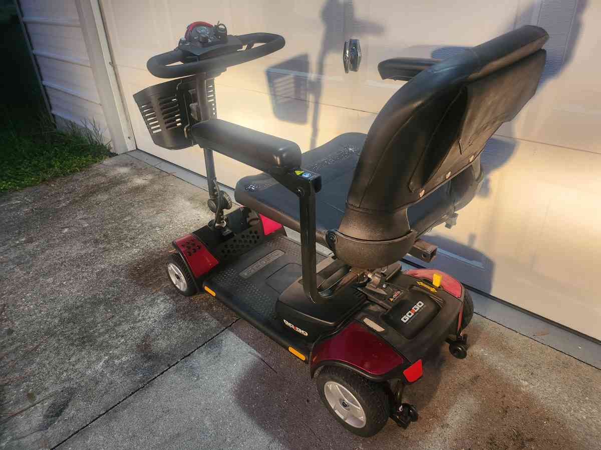 Pride Go Go Elite Traveler Mobility Scooter - Homosassa, Florida - FleaMarketBay