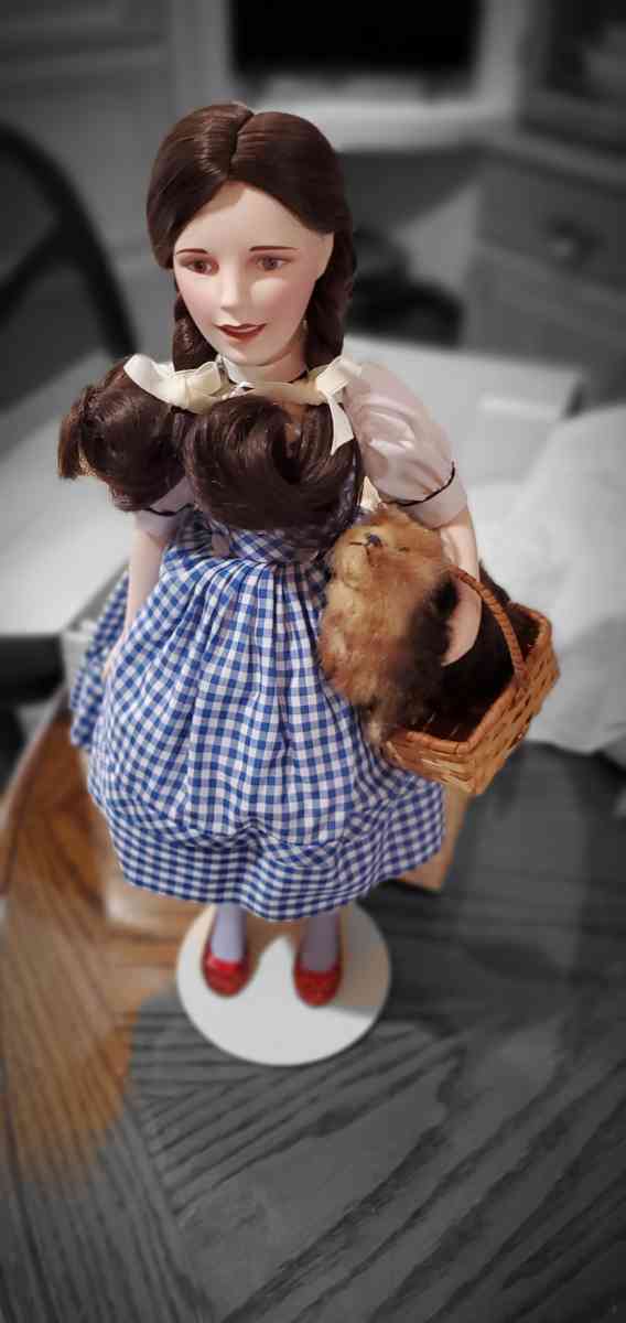 Franklin Mint Dorothy with Toto Porcelain Doll - Saint Louis, Missouri - FleaMarketBay