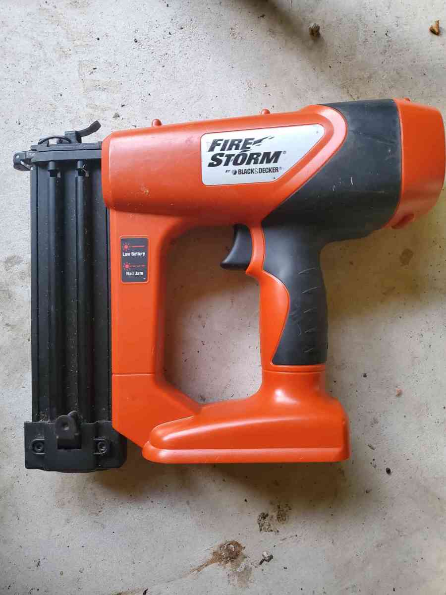 18V  18Gauge Brad Nailer No Battery Or Charger  Black  Deck - Rock Island, Tennessee