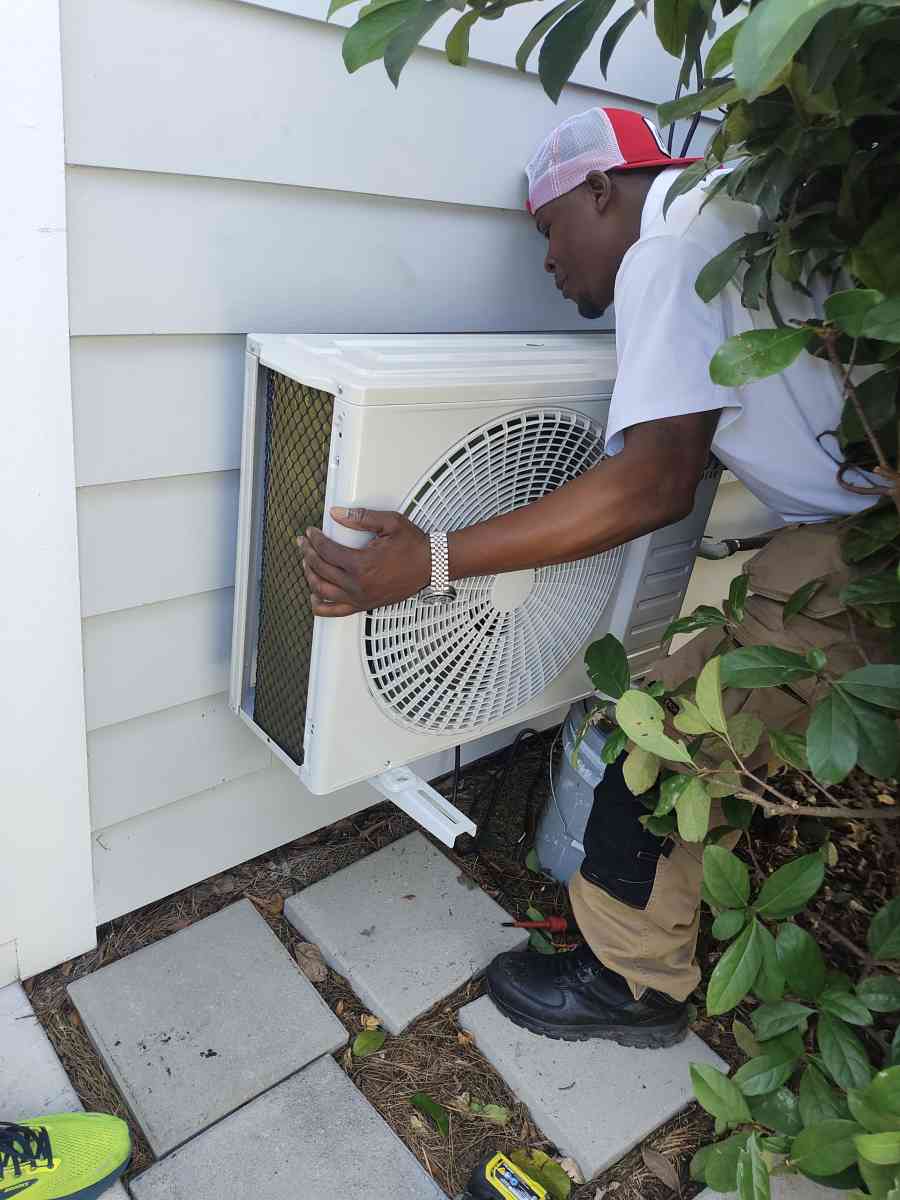 24000 BTU Royal Bear Mini Split Air and Heat - Savannah, Georgia - FleaMarketBay