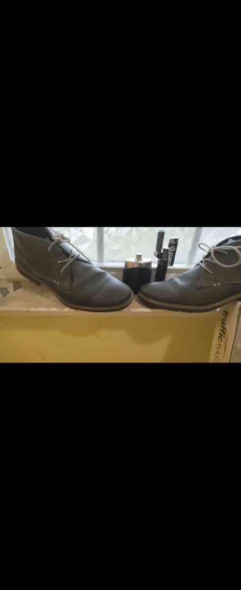 swade Varese - Chattanooga, Tennessee - FleaMarketBay