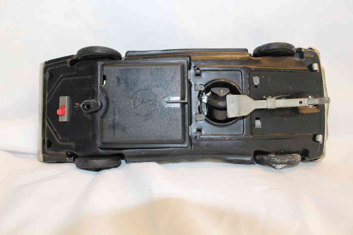 VINTAGE BANDAI HIGHWAY PATROL POLICE CAR TIN BATT - Fort Worth, Texas - FleaMarketBay