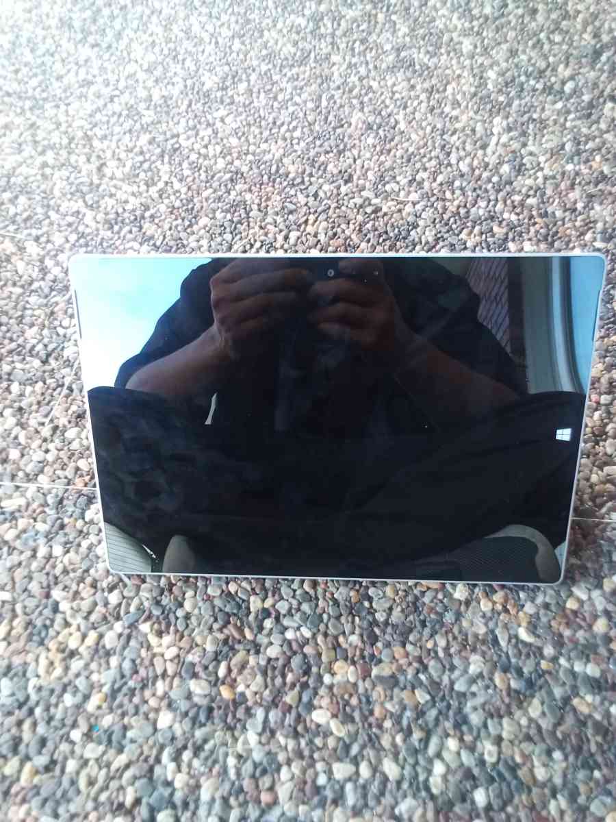 MacBook - Agency, Missouri - FleaMarketBay