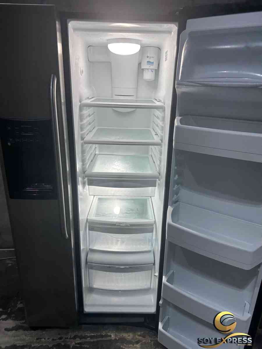 GE refrigerator stainless steel - Miami, Florida - FleaMarketBay