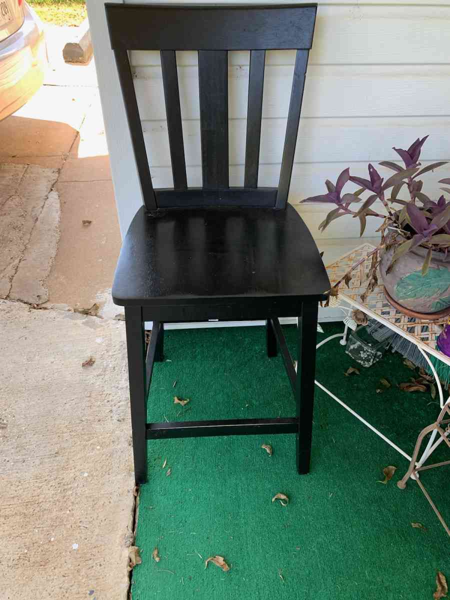 indoor or outdoor chair - Natchitoches, Louisiana - FleaMarketBay