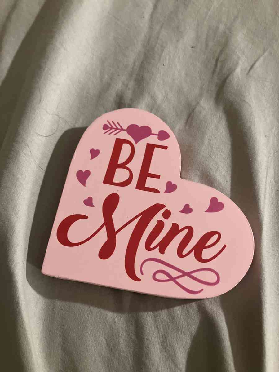 valentines decor - Byhalia, Mississippi - FleaMarketBay