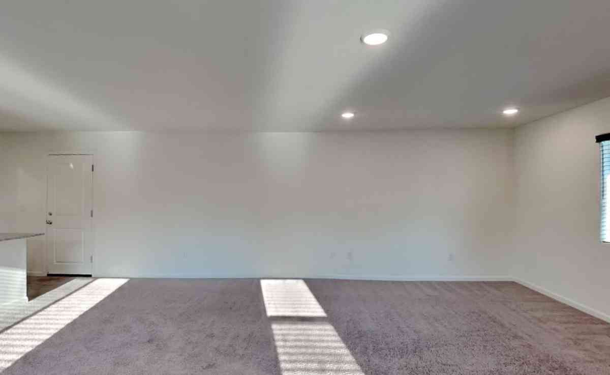 3 Bed 2 Bath House - Reno, Nevada - FleaMarketBay