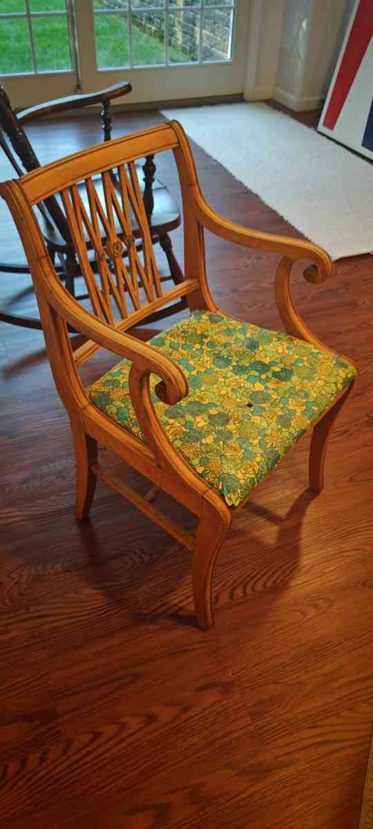 Antique Duncan Phyfe Natural Maple Wooden Armchair - Wayne, New Jersey - FleaMarketBay