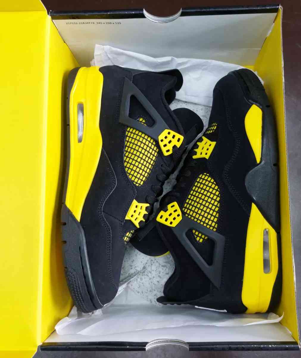 Jordan 4 Thunder all sizes - Atlanta, Georgia - FleaMarketBay