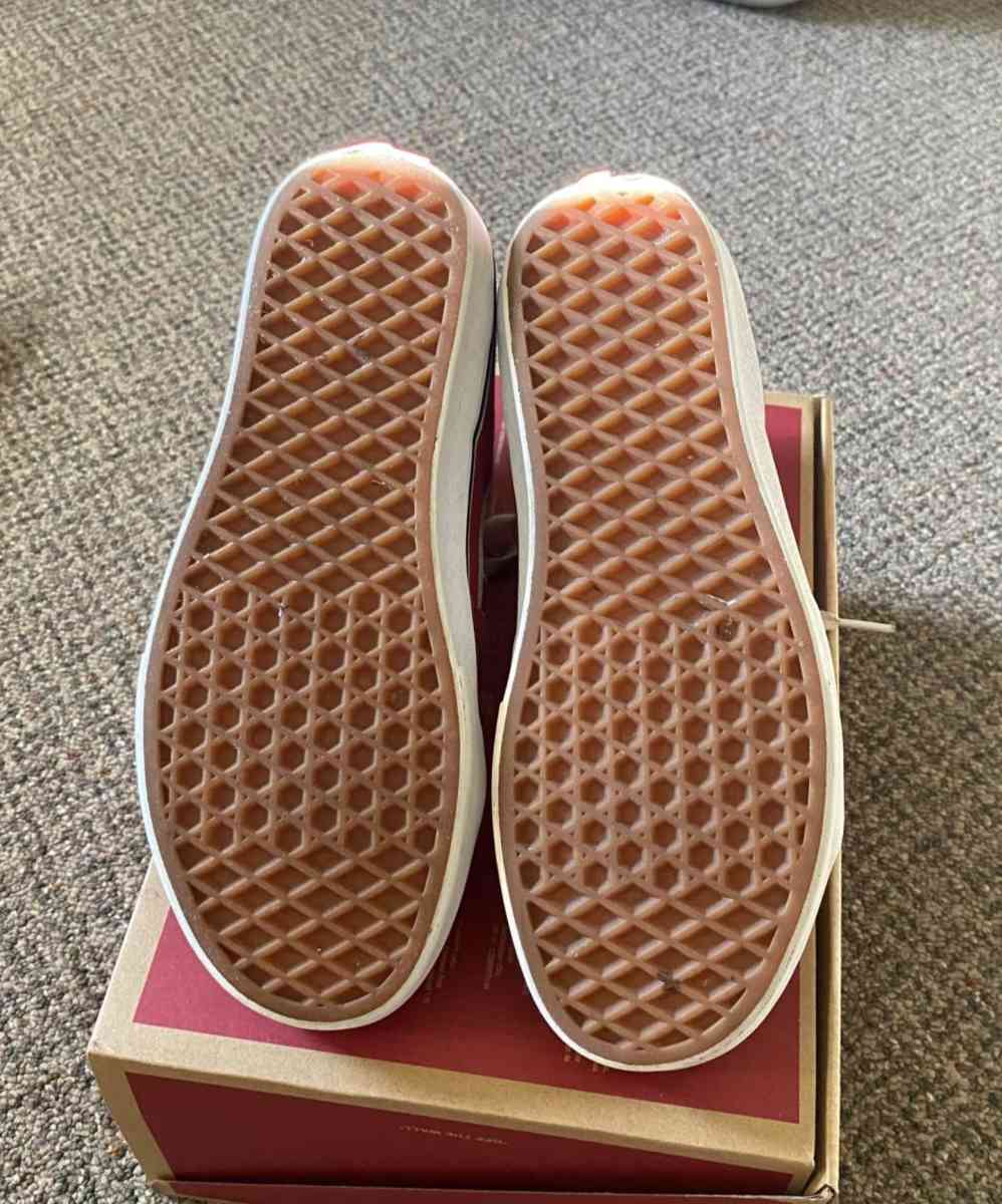 Unisex Vans JOLIET - Plainfield, Illinois - FleaMarketBay