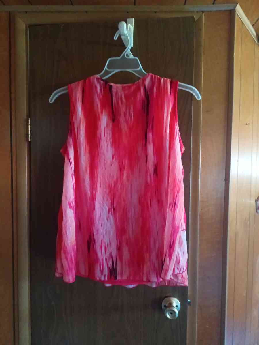 Womens Blouse - Leflore, Oklahoma - FleaMarketBay