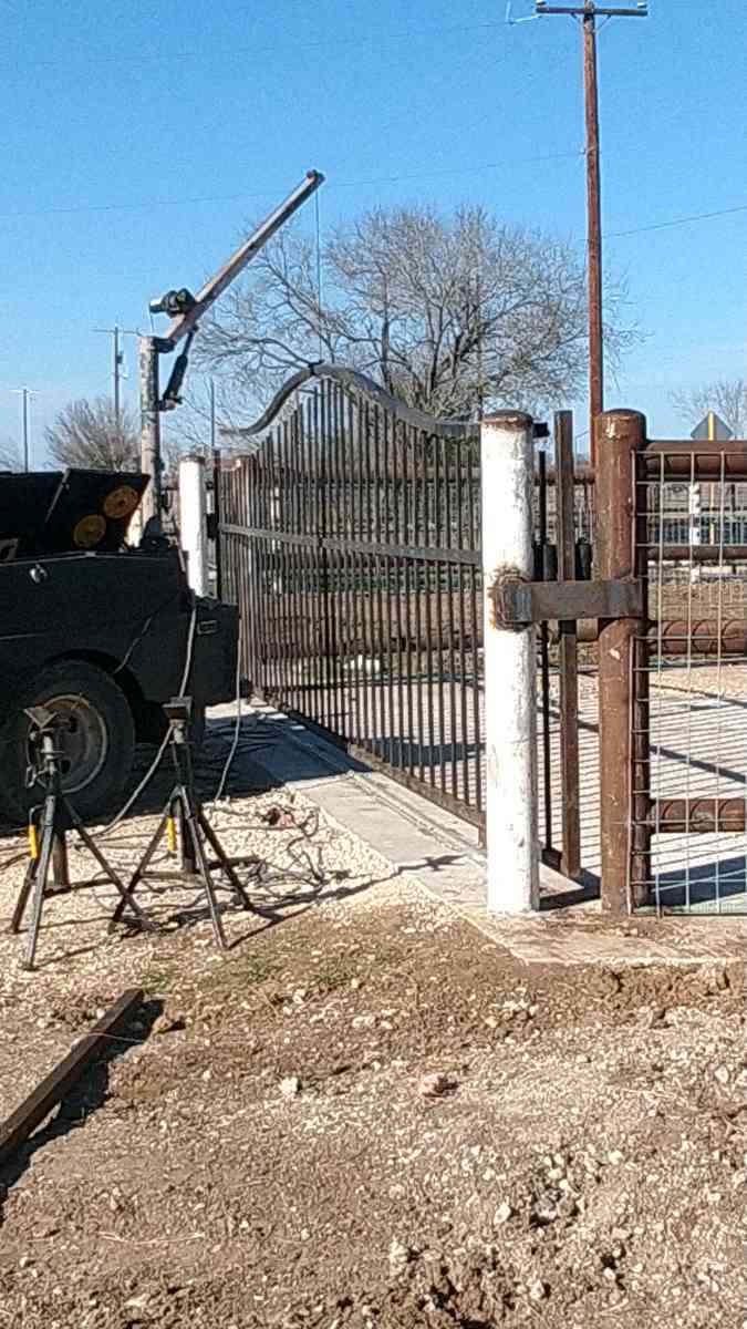 welder - Alicia, Arkansas - FleaMarketBay