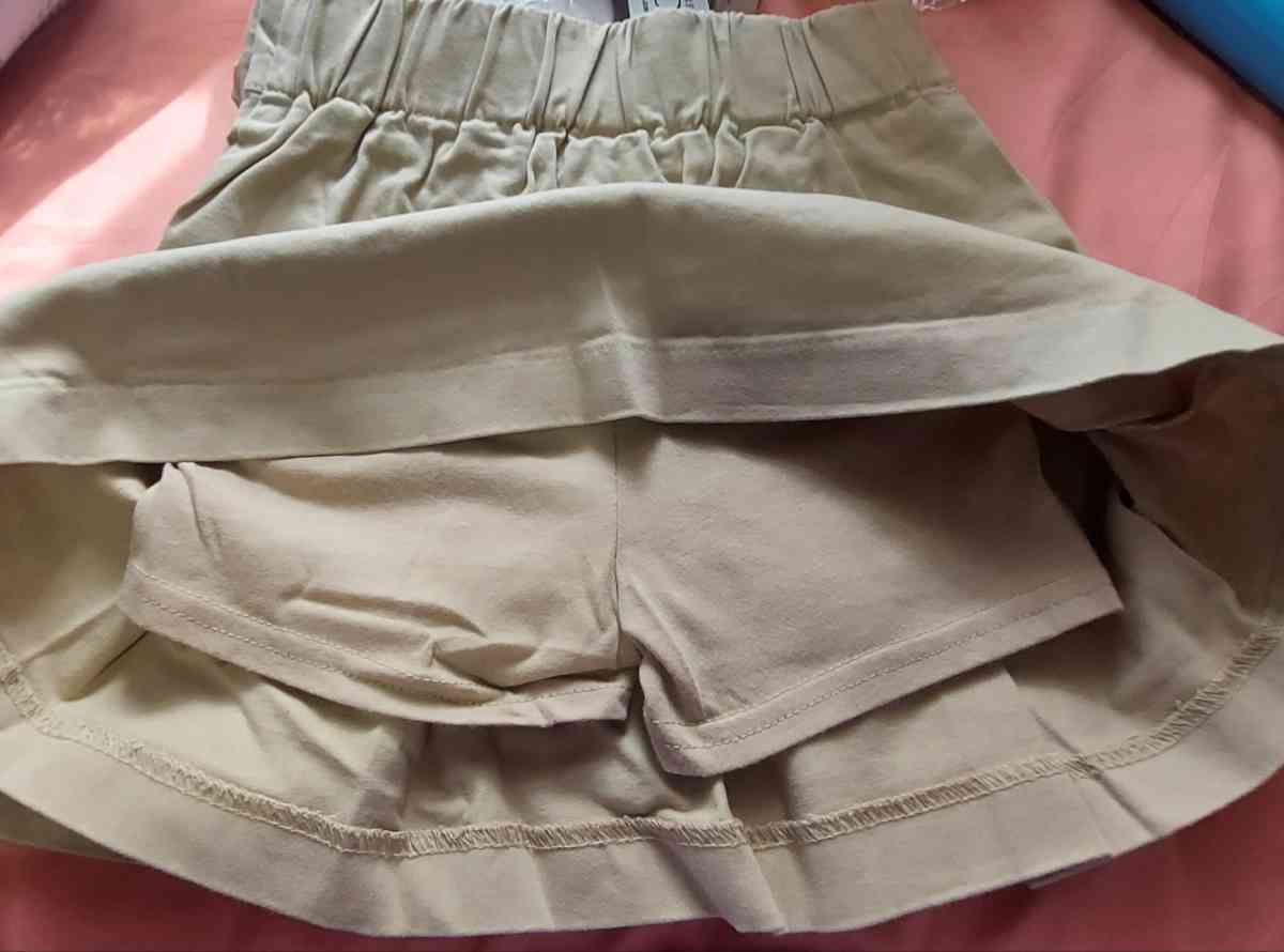 3 uniform skirts bundle - Spring Hill, Florida - FleaMarketBay