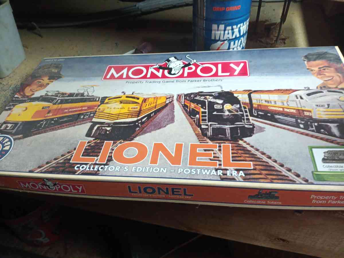 trains stuff - Rochester, New York - FleaMarketBay